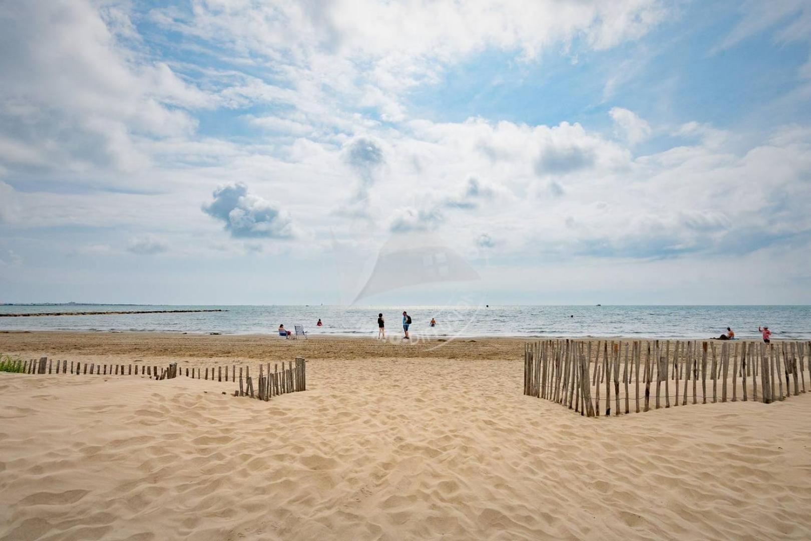 As17378 - P4 Dans Une Residence Sur La Plage Avec Vue Mer Et Piscine لو غراو دو روا المظهر الخارجي الصورة